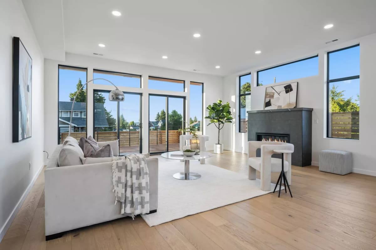 Viktoria Flooring Master Installation